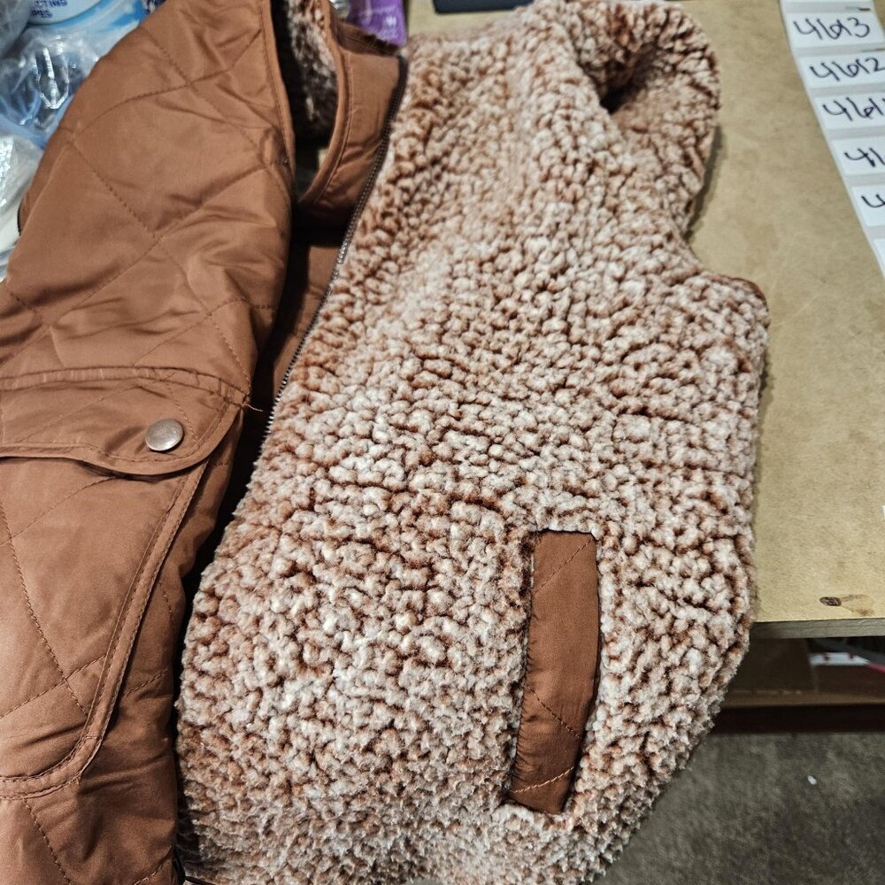 Thread Supply Vest Womens Small Rust Brown Quilt Sherpa Fleece Zip Reversible - Picture 5 of 13